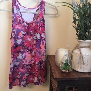 🌻3 FOR 10🌻 • Pink camo dry fit tank 💪🏼💕